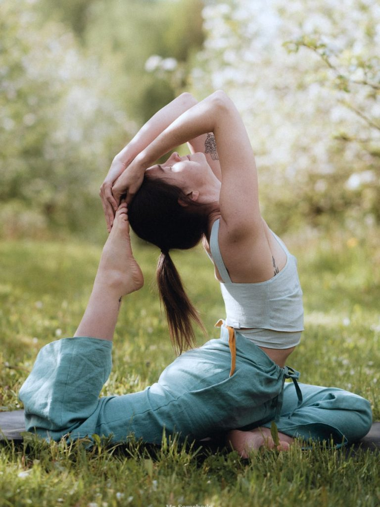 Book An Appointment Sec IMG 768x1024 1 4